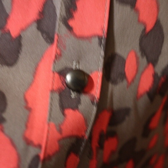 Classiques Entier Coral Print Animal  Print Button Up Ruffle Blouse LG Silk - Picture 6 of 12